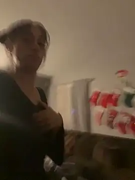 starrynikki online show from December 23, 4:12 am