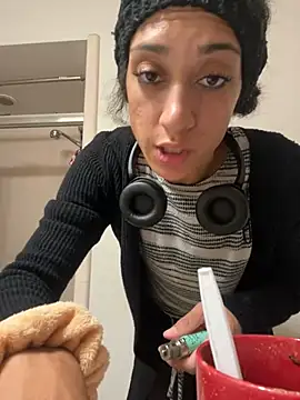 starrynikki online show from February 7, 3:45 am