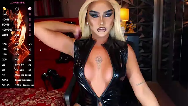 Snapshot of NatalyaFox chatting on February 3, 7:40 am NatalyaFox online show from February 3, 7:40 am