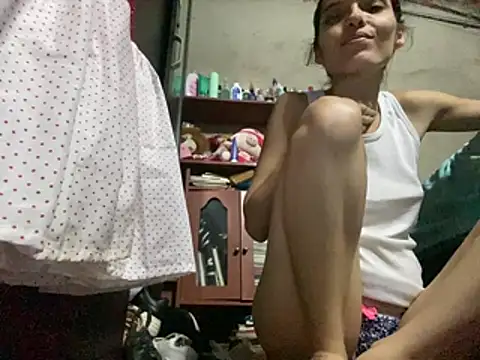 lilithanderson online show from July 5, 6:42 am