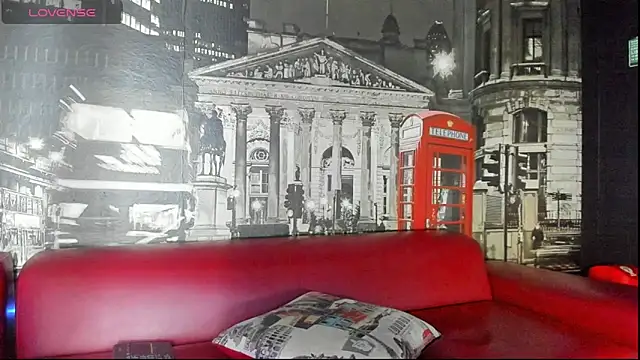 Snapshot of CloeRodriguez chatting on April 9, 8:47 pm CloeRodriguez online show from April 9, 8:47 pm