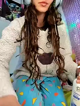 Lucy cole online show from February 6, 8:39 am