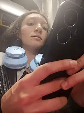 Lucy cole online show from March 9, 4:16 am