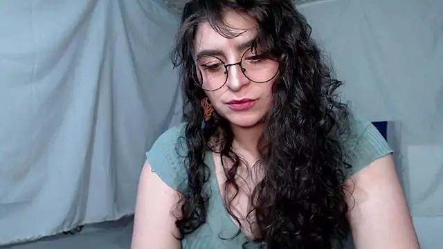 Marci owo online show from December 6, 7:45 pm