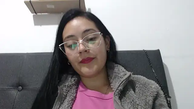 Snapshot of Alisha_99 chatting on February 21, 11:50 pm Alisha 99 online show from February 21, 11:50 pm