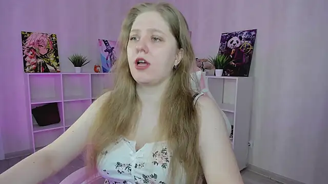 Snapshot of Megan_Violer chatting on February 26, 5:23 pm Megan Violer online show from February 26, 5:23 pm