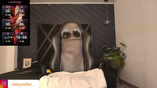 CodyWalkerR online show from March 6, 5:15 am