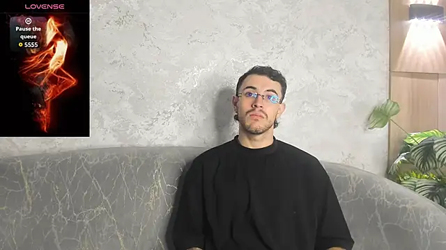 CodyWalkerR online show from June 6, 5:39 pm