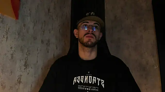 Snapshot of CodyWalkerR chatting on July 3, 5:30 pm CodyWalkerR online show from July 3, 5:30 pm