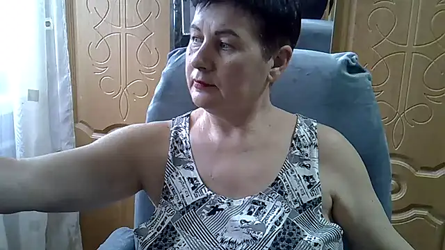 NicoleOlla online show from January 29, 9:12 am