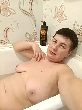 NicoleOlla online show from January 31, 11:46 am