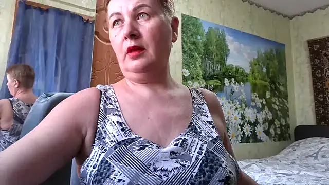 NicoleOlla online show from February 20, 10:05 am