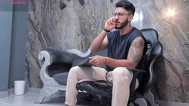 Liam Kleiin online show from January 15, 11:32 am