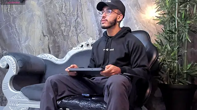 Liam Kleiin online show from February 17, 11:44 am