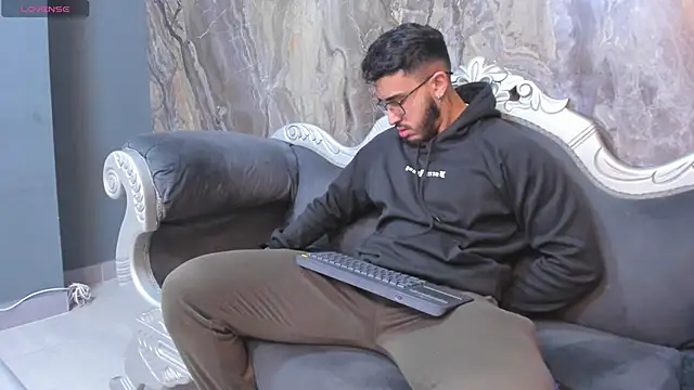 Liam Kleiin online show from March 20, 11:38 am