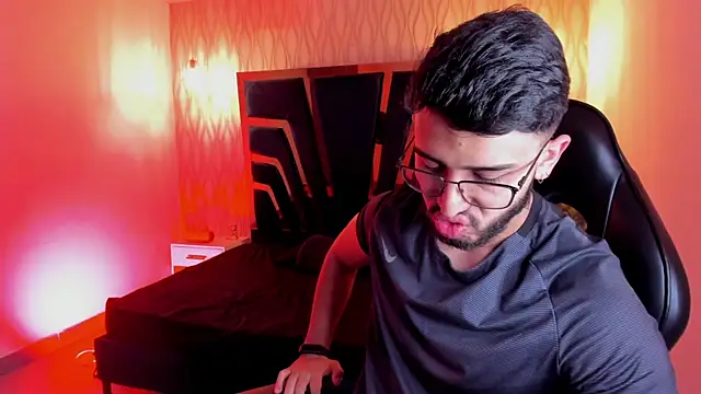 Liam Kleiin online show from January 13, 11:48 am