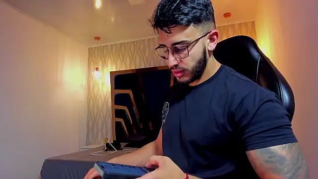 Liam Kleiin online show from March 5, 11:28 am