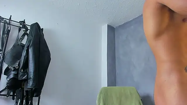 JuanBlade online show from March 6, 5:15 am