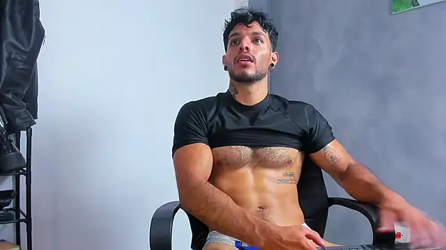 JuanBlade online show from May 27, 2:36 pm