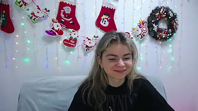 TinaRedly online show from December 17, 12:34 am