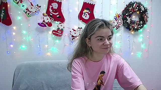 TinaRedly online show from December 19, 12:45 pm