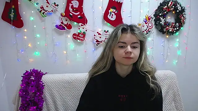 TinaRedly online show from December 30, 6:53 am