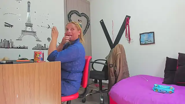 hotandfierylatinos2023 online show from February 1, 2:34 pm