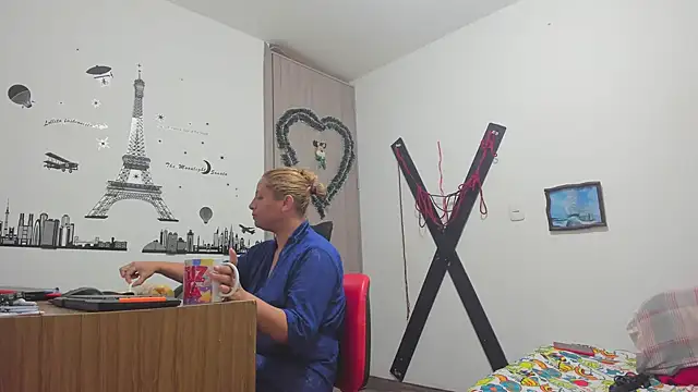 hotandfierylatinos2023 online show from February 18, 11:11 am