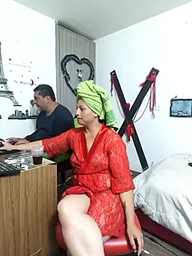 Snapshot of hotandfierylatinos2023 chatting on September 29, 9:47 am hotandfierylatinos2023 online show from September 29, 9:47 am