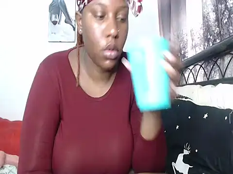 Whimsicalwillow online show from September 23, 12:41 pm