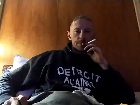 elmerfuddin87 online show from October 9, 2:31 am