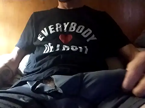 elmerfuddin87 online show from March 31, 4:18 pm