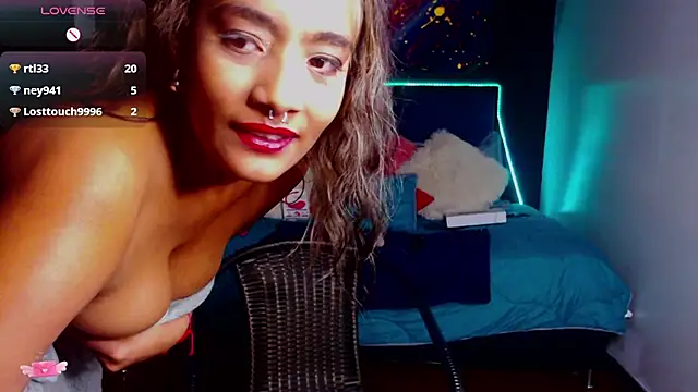megan collins96 online show from December 24, 1:27 am