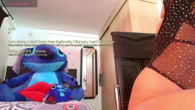 Snapshot of megan_collins96 chatting on September 21, 5:58 pm megan collins96 online show from September 21, 5:58 pm