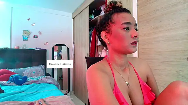 megan collins96 online show from December 20, 7:10 pm