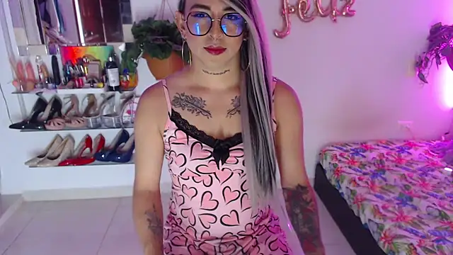 Laveneno ortiz07 online show from December 20, 11:47 pm