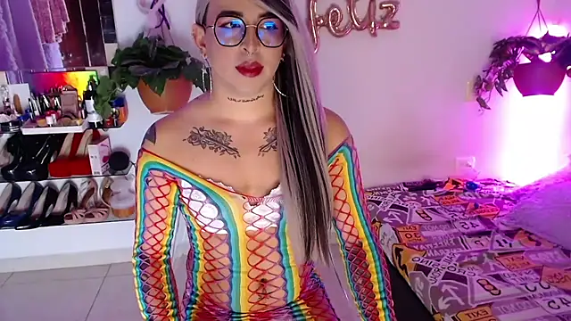 Laveneno ortiz07 online show from November 23, 11:37 pm