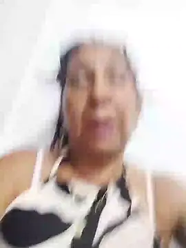 Snapshot of SWEET_LOVER01 chatting on December 10, 2:27 am SWEET LOVER01 online show from December 10, 2:27 am