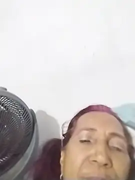 Snapshot of SWEET_LOVER01 chatting on December 24, 3:05 am SWEET LOVER01 online show from December 24, 3:05 am