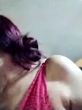 Snapshot of SWEET_LOVER01 chatting on February 5, 2:26 pm SWEET LOVER01 online show from February 5, 2:26 pm