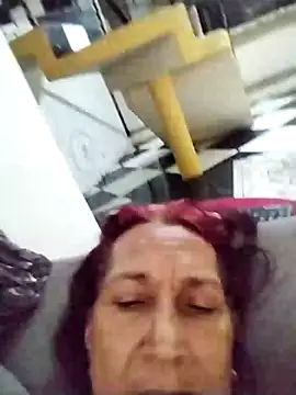 Snapshot of SWEET_LOVER01 chatting on February 6, 7:07 pm SWEET LOVER01 online show from February 6, 7:07 pm