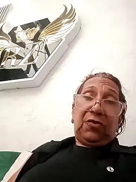 Snapshot of SWEET_LOVER01 chatting on January 14, 6:13 pm SWEET LOVER01 online show from January 14, 6:13 pm