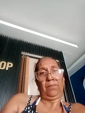 Snapshot of SWEET_LOVER01 chatting on February 2, 6:39 pm SWEET LOVER01 online show from February 2, 6:39 pm