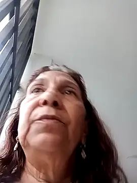 Snapshot of SWEET_LOVER01 chatting on February 18, 10:06 pm SWEET LOVER01 online show from February 18, 10:06 pm