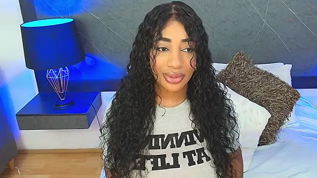 charlottebrowns  online show from December 29, 1:17 pm