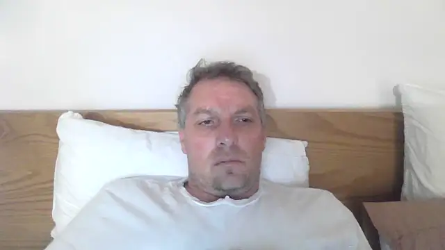 MrIsolated101 online show from October 7, 10:51 pm