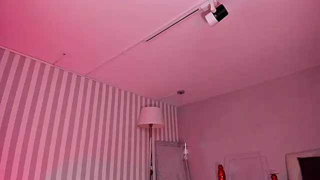 ArianaBaker online show from December 27, 8:18 pm