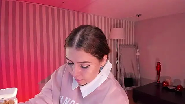 ArianaBaker online show from December 28, 8:25 pm