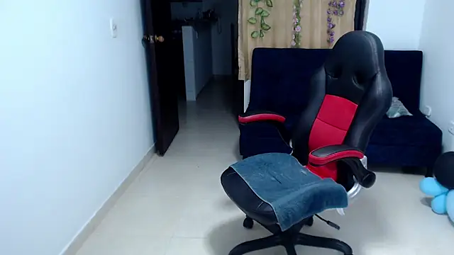 kaira sweet  online show from October 19, 6:36 am