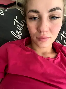 DreamGirl-777 online show from October 10, 9:08 am